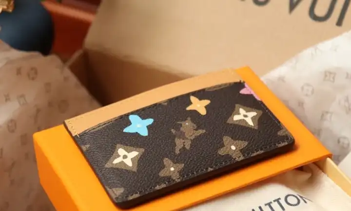 LV Wallets 4206A-4528