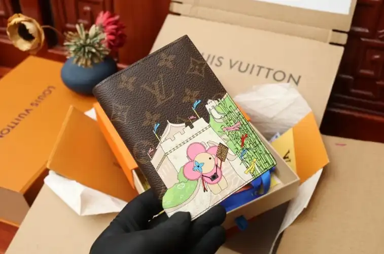 LV Wallets 4206A-4705