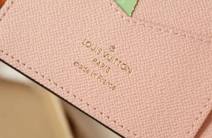 LV Wallets 4206A-4709