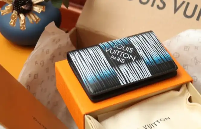 LV Wallets 4206A-4712