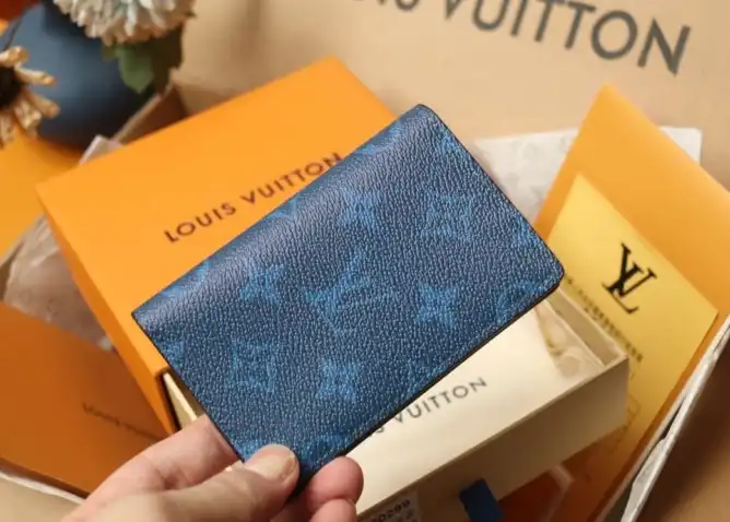 LV Wallets 4206A-4723