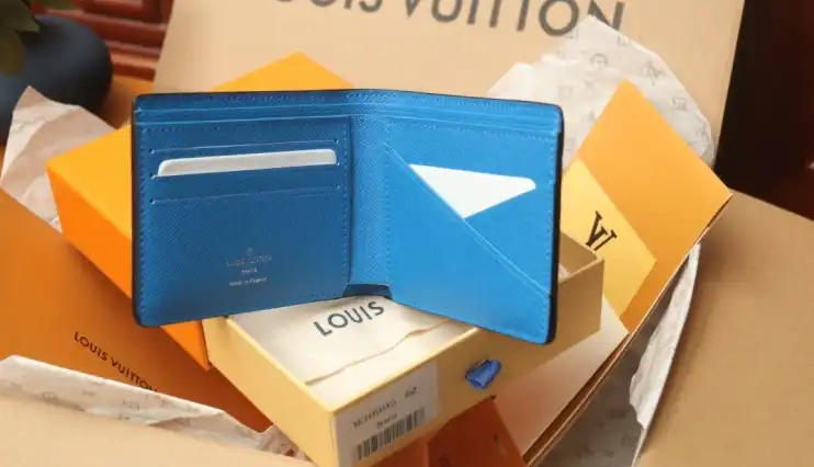 LV Wallets 4206A-4727