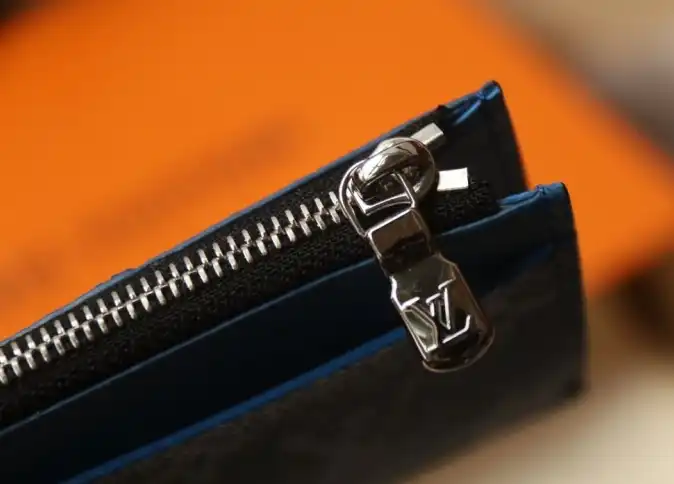 LV Wallets 4206A-4729