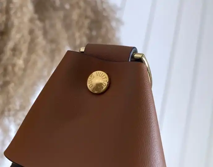 LV Satchel bags 4206A-5809