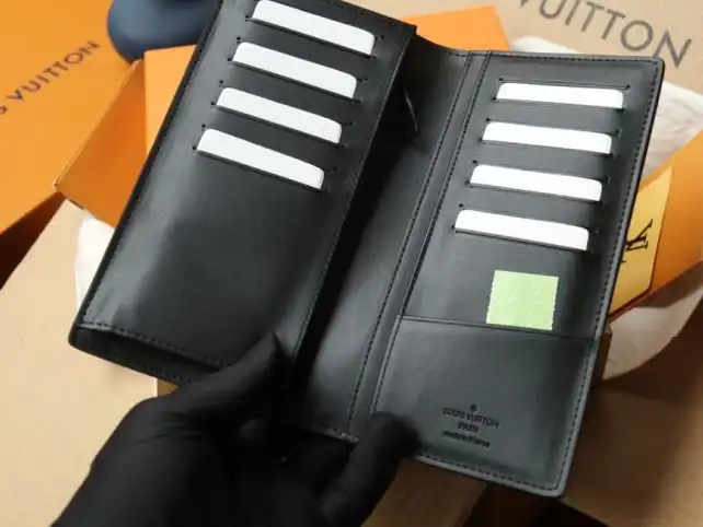 LV Wallets 4206A-6240