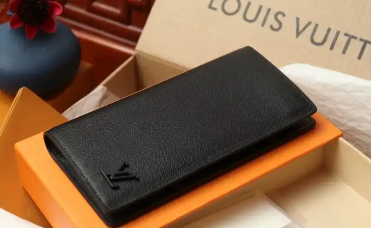 LV Wallets 4206A-6240