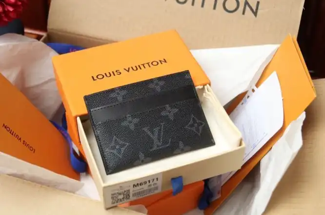 LV Wallets 4206A-6250