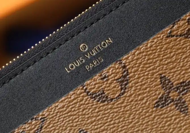 LV Wallets 4206A-6253