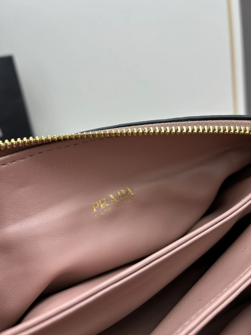 Pra*a satchel bags 4213-0324