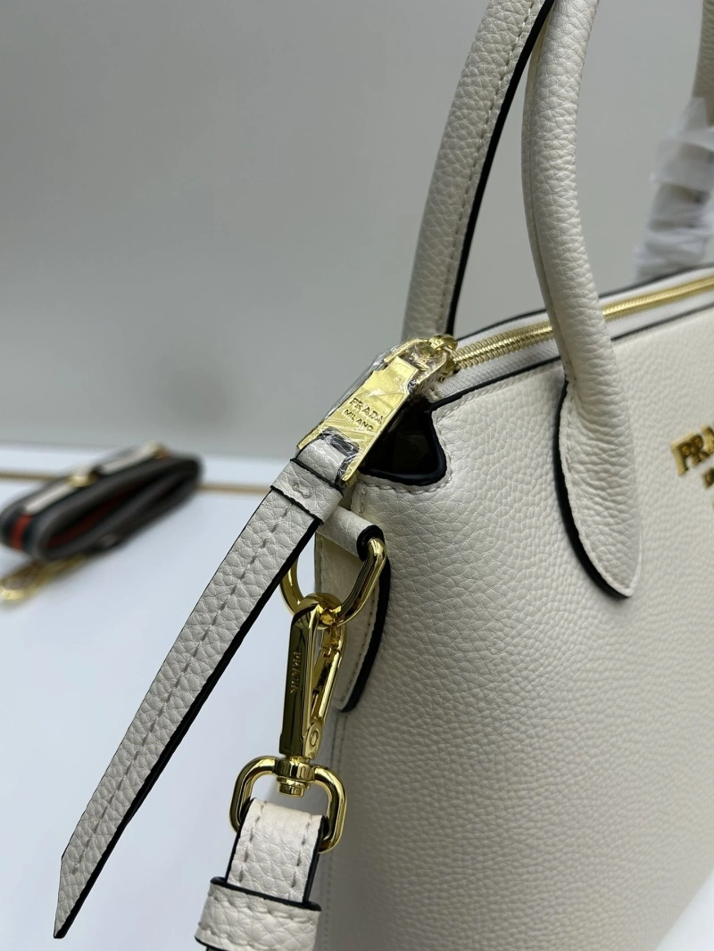Pra*a top handle bags 4213a-0200