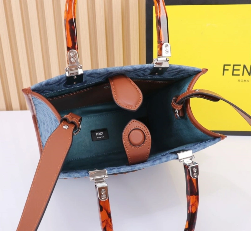 F**di shopping bags 4220-0239