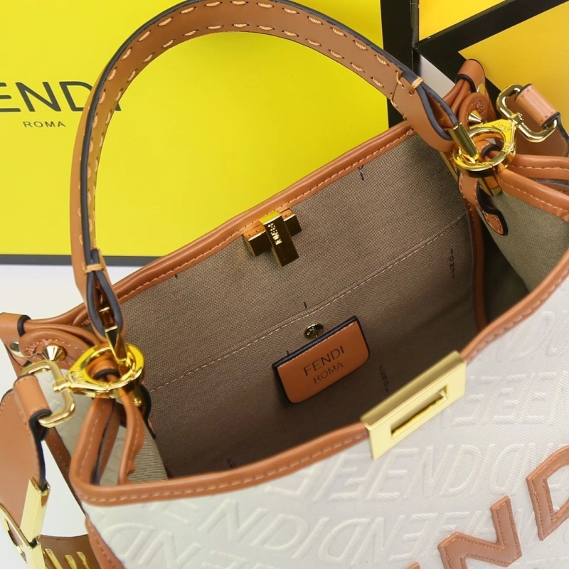 F**di shopping bags 4220a-0309