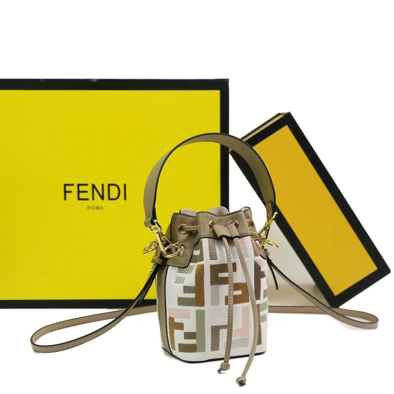 F**di bucket bags 4220a-0320