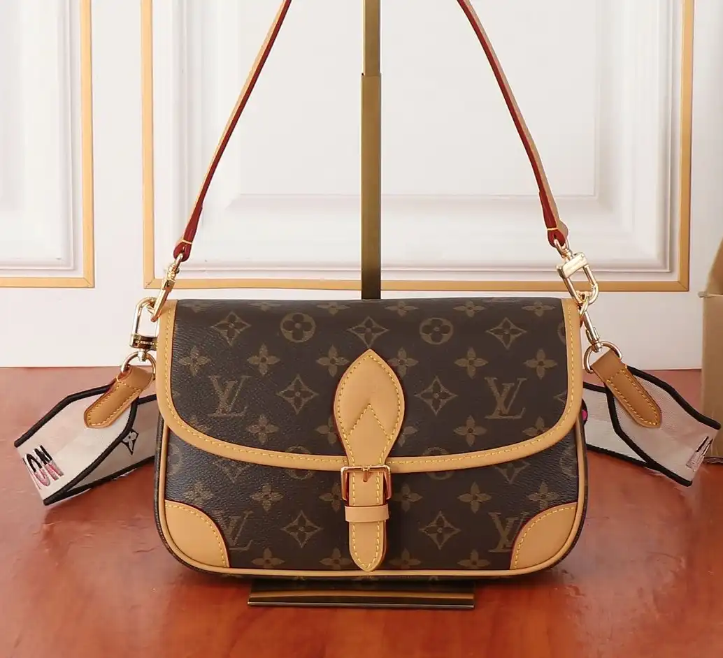 LV Satchel bags 4220D-0130