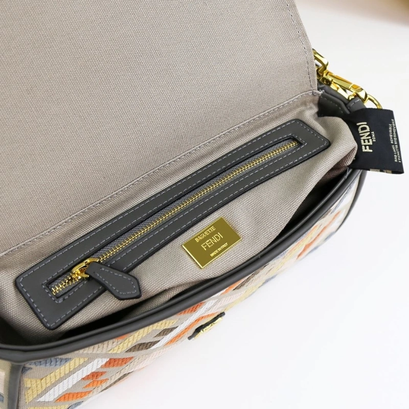 F**di baguette bags 4220d-0542