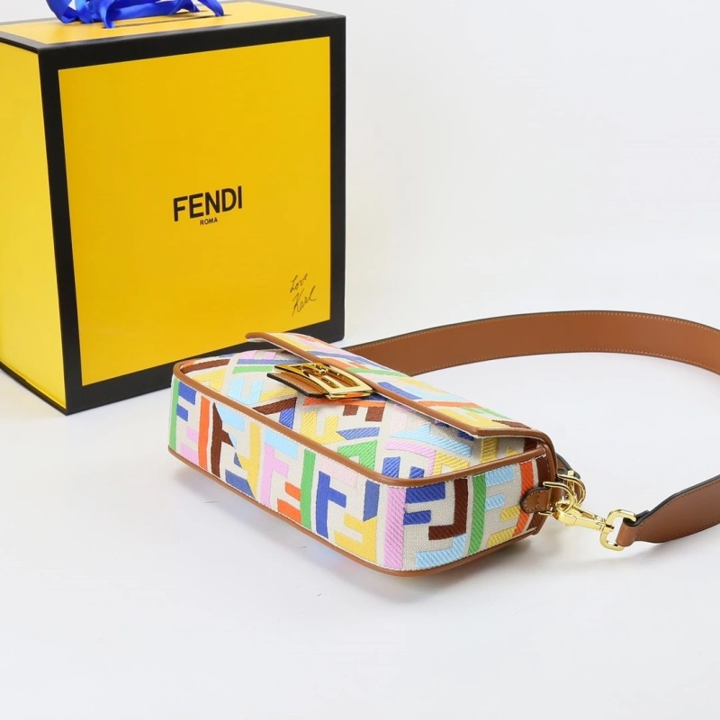 F**di baguette bags 4220d-0548