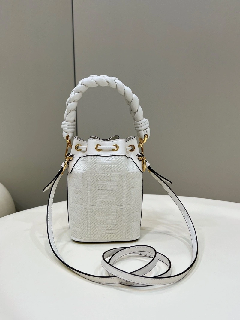 F**di bucket bags 4222c-0809