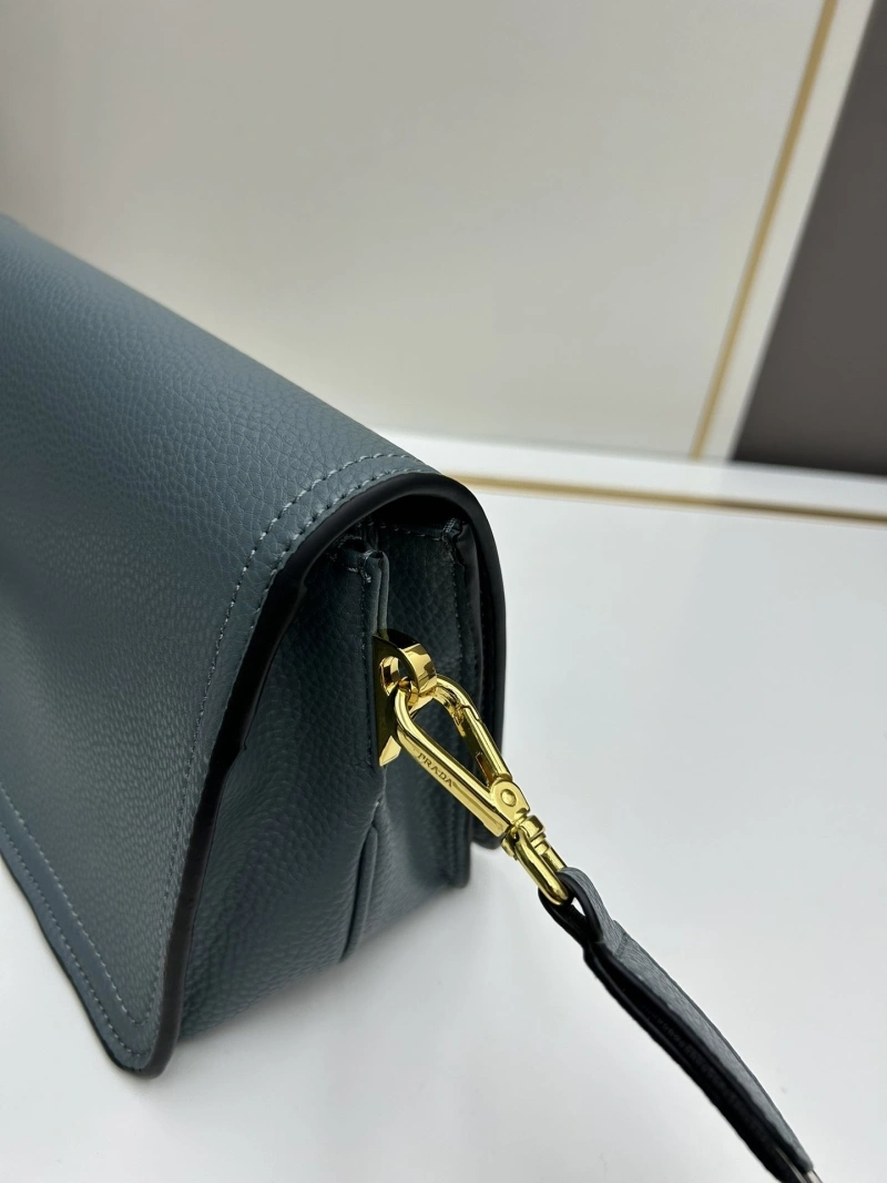 Pra*a satchel bags 4224-0081