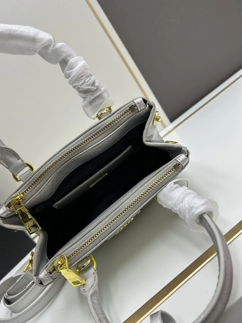 Pra*a top handle bags 4224-0642