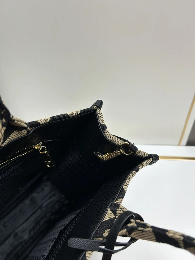 Pra*a shopping bags 4224-0733