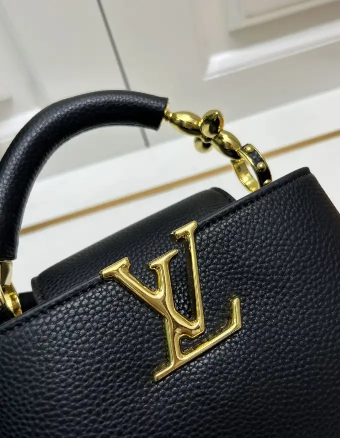 LV Capucines Bags 4224-1387