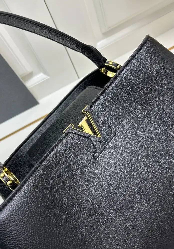 LV Capucines Bags 4224-1394