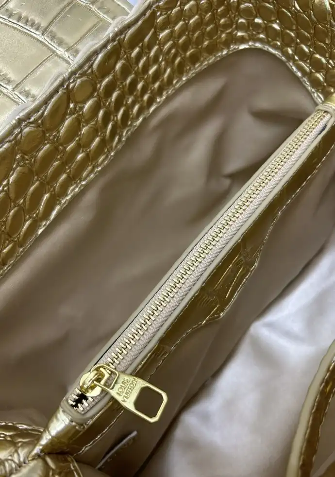 LV Capucines Bags 4224-1751