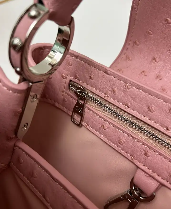 LV Capucines Bags 4224-1769