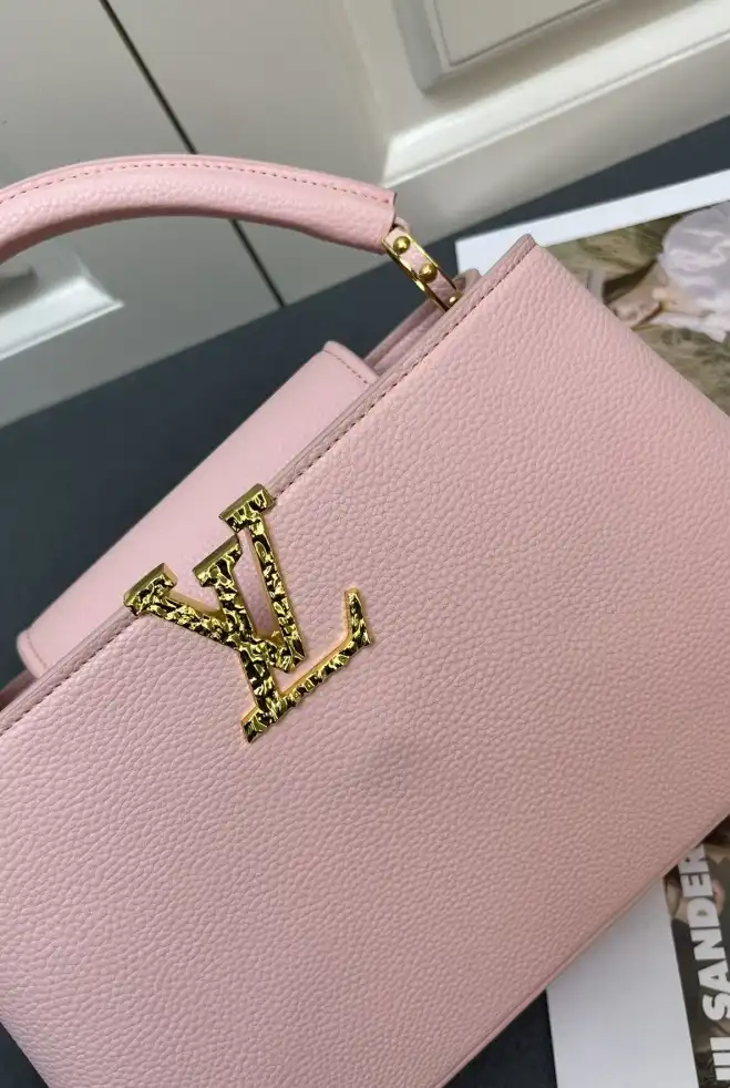 LV Capucines Bags 4224-2015