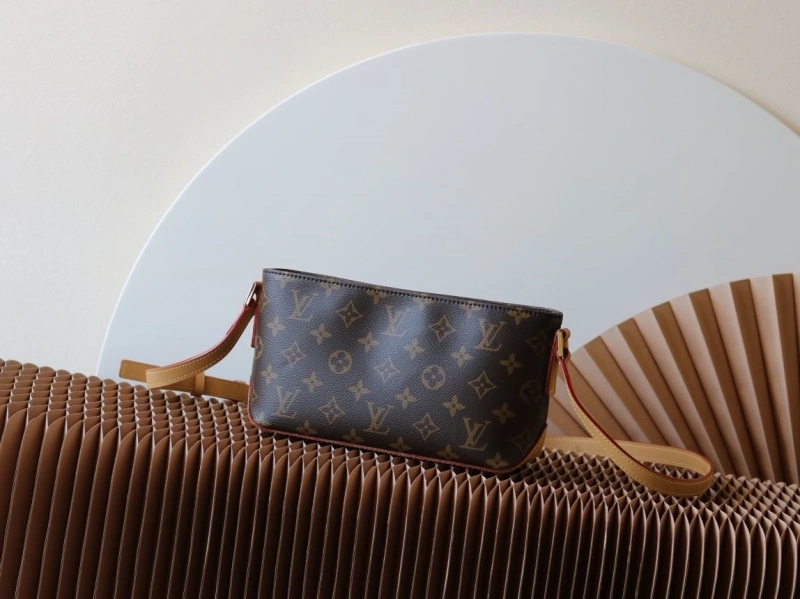 LV Satchel bags 4233A-0339