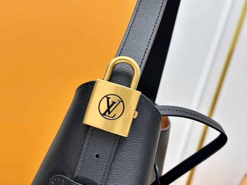 LV Shopping Bags 4233A-0359