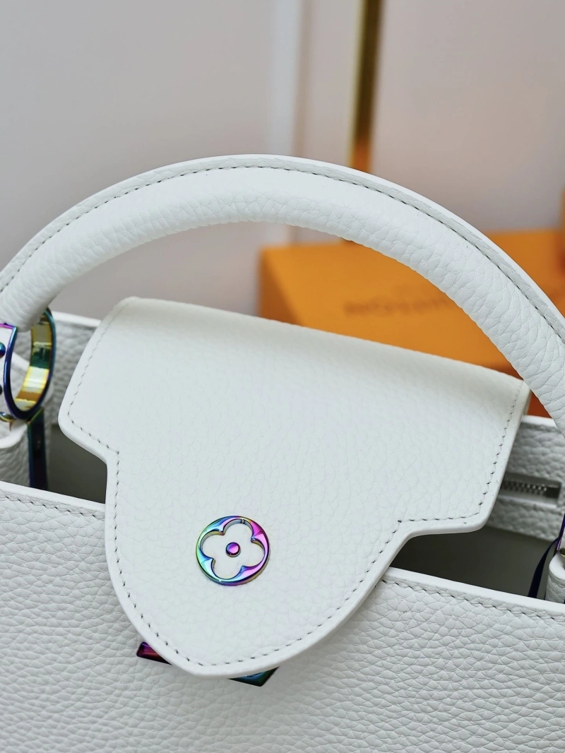 LV Capucines Bags 4233A-0374