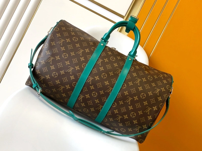 LV Travel Bags 4233A-0386