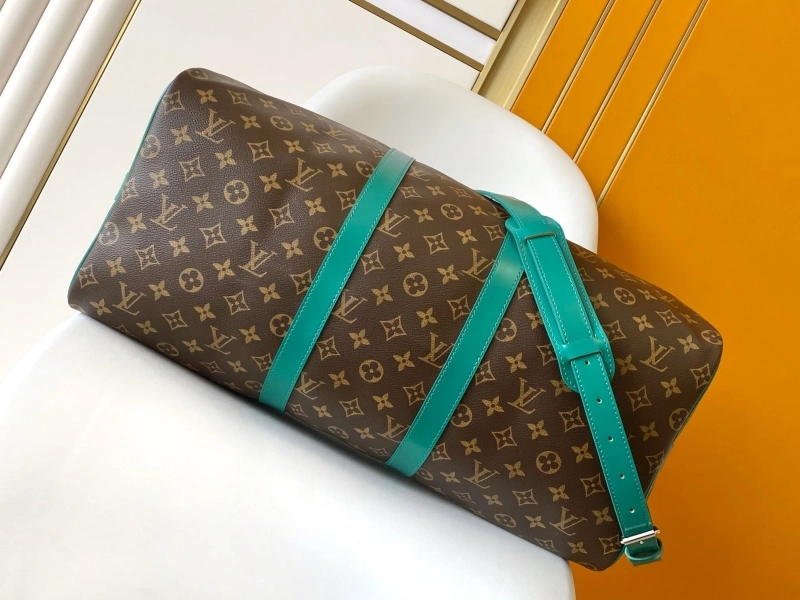 LV Travel Bags 4233A-0386