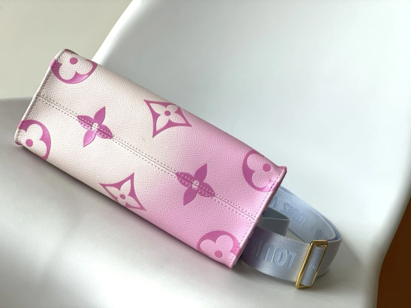 LV Shopping Bags 4233A-0818