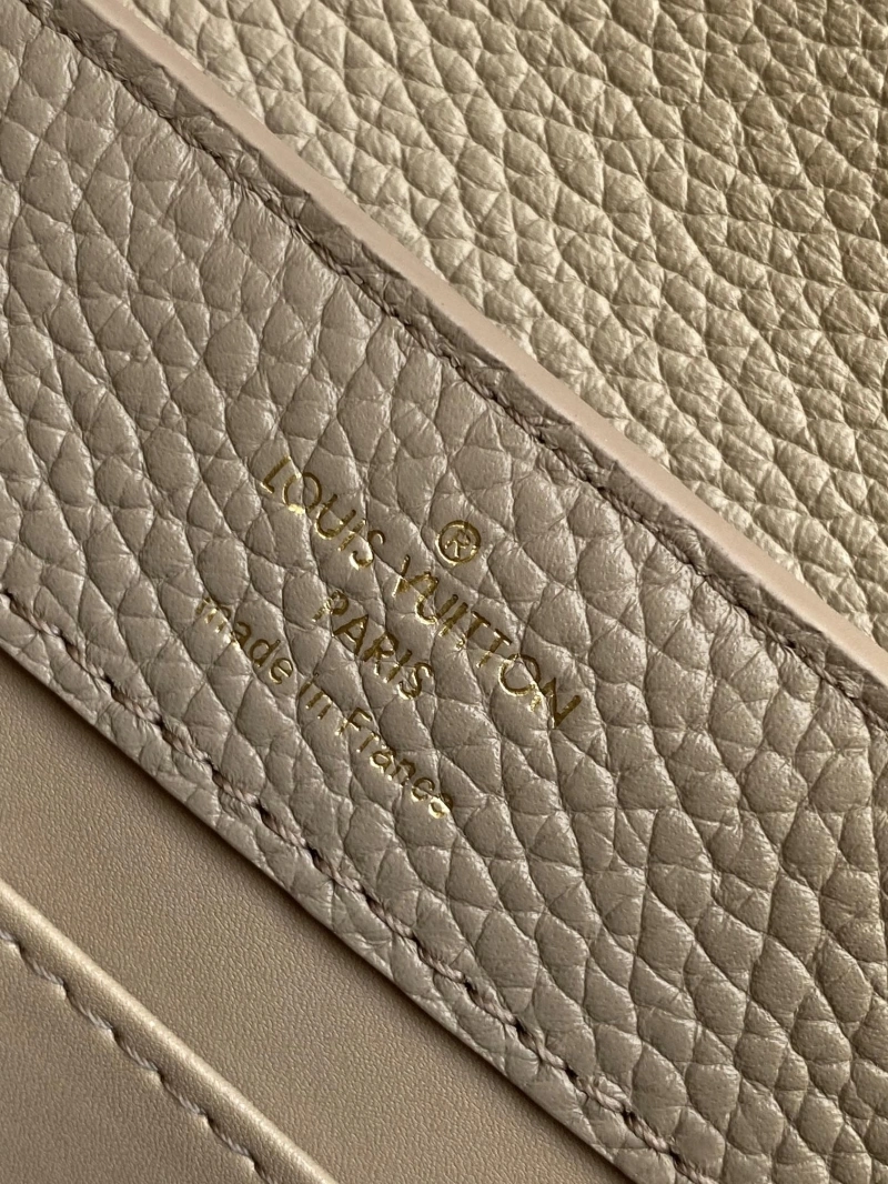 LV Capucines Bags 4233A-0846