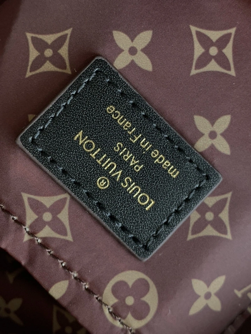 LV Backpacks 4233A-1037