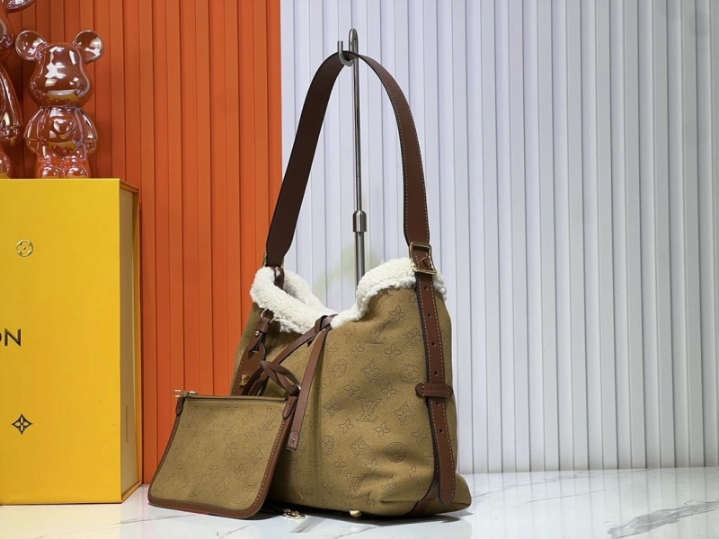 LV Top Handle Bags 4233A-1084