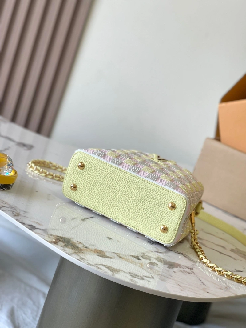 LV Capucines Bags 4233A-1172