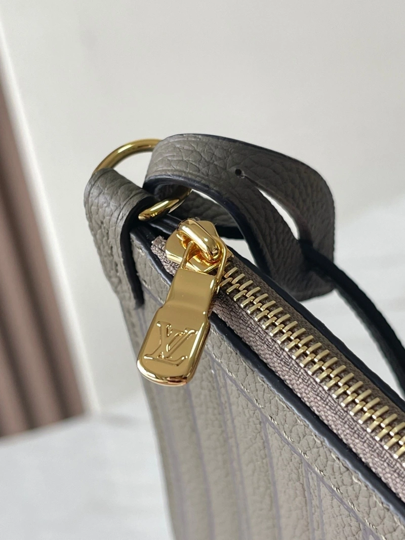 LV Shopping Bags 4233A-1194