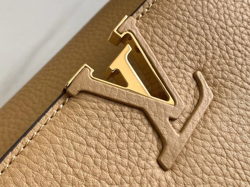 LV Capucines Bags 4233A-1228