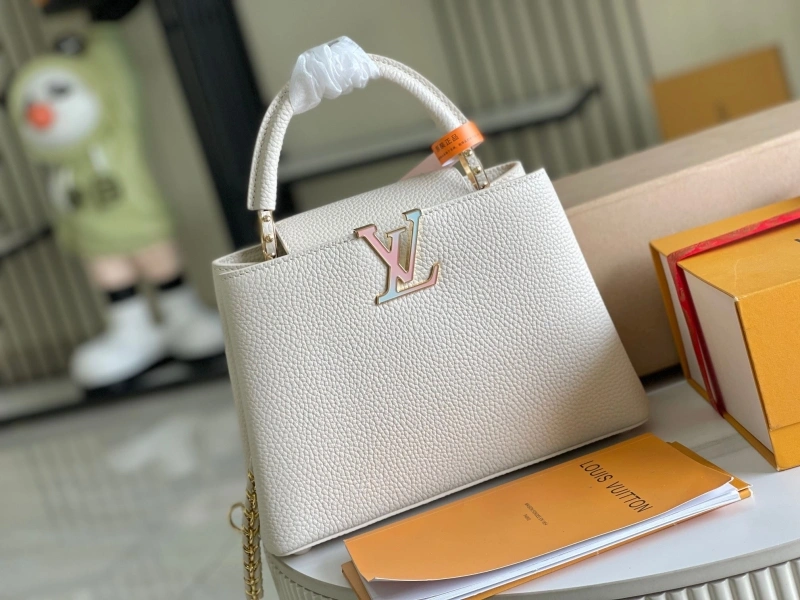 LV Capucines Bags 4233A-1234