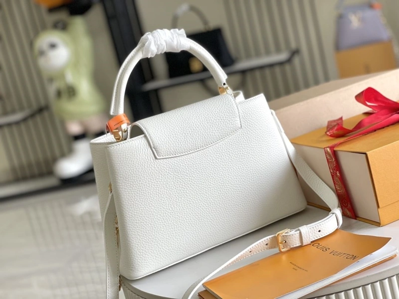 LV Capucines Bags 4233A-1242