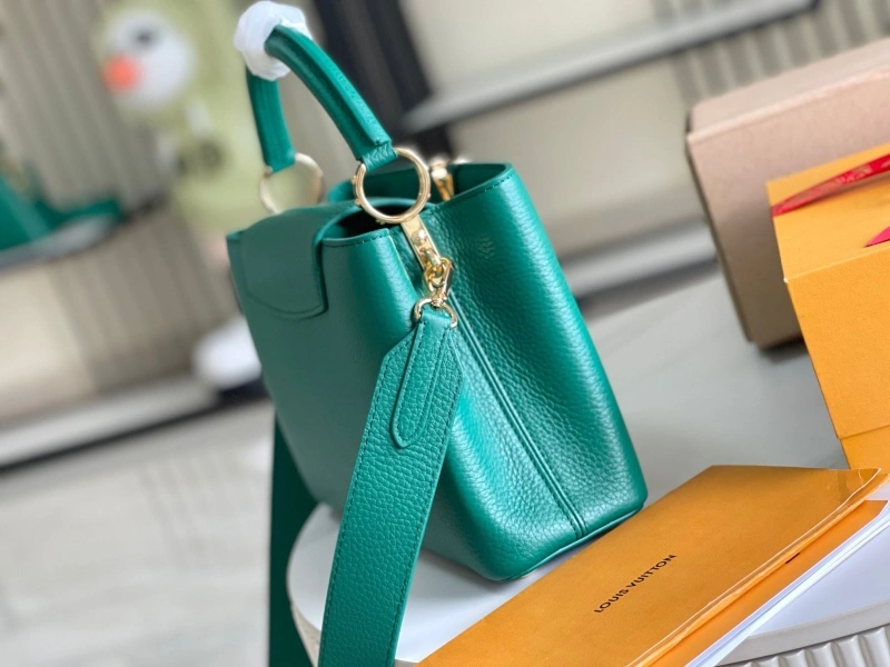 LV Capucines Bags 4233A-1261