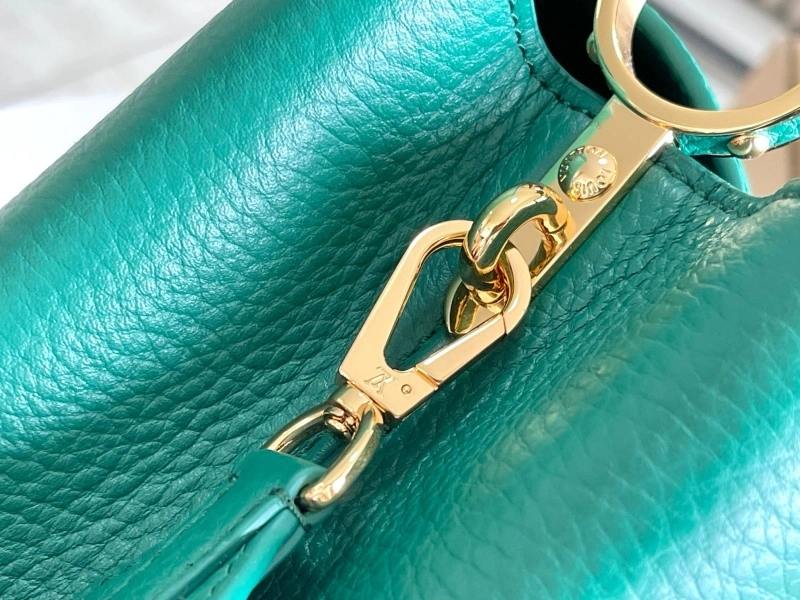 LV Capucines Bags 4233A-1261