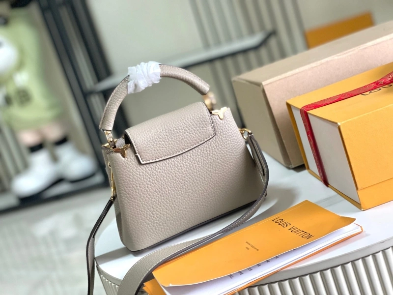 LV Capucines Bags 4233A-1266