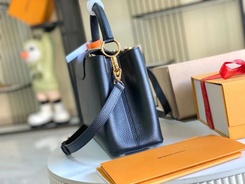 LV Capucines Bags 4233A-1272