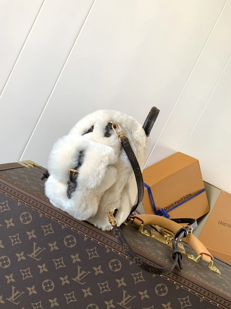LV Backpacks 4233A-1510