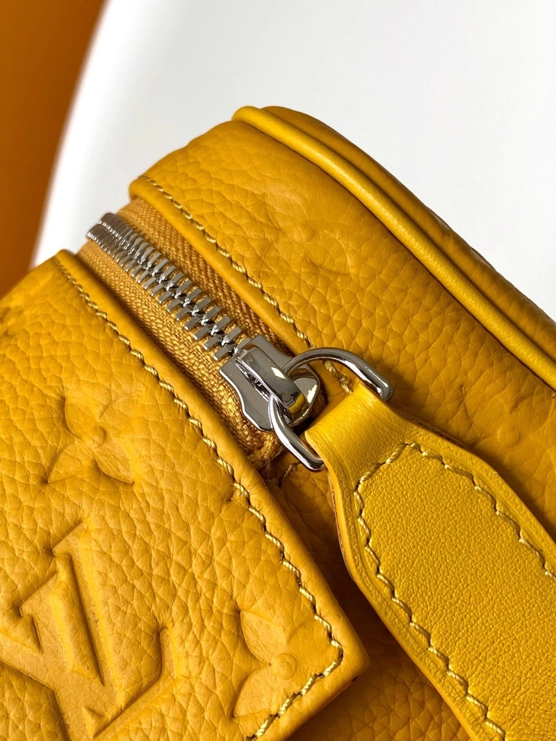 LV Cosmetic Bags 4233A-1530