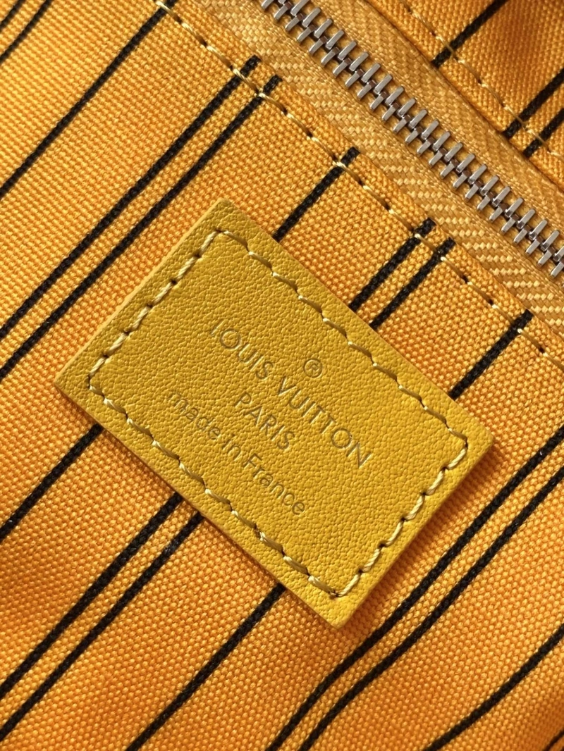 LV Cosmetic Bags 4233A-1530